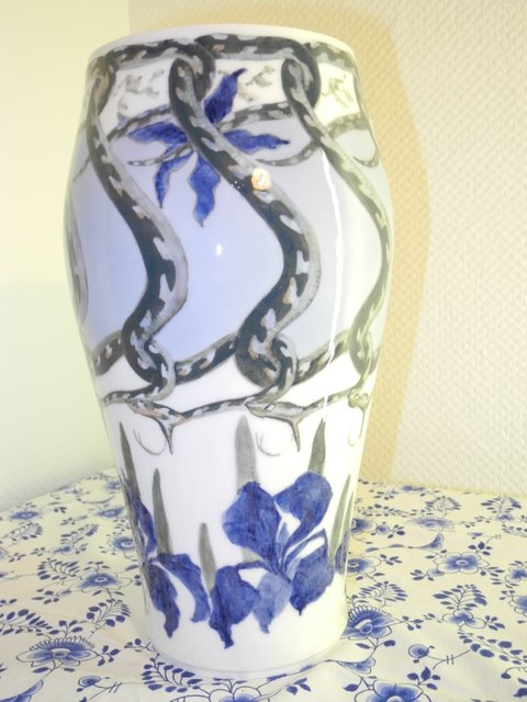 CFL - Vase with Snakes and Iris