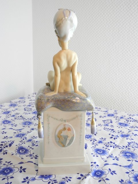 GH - Anne Marie Figurine