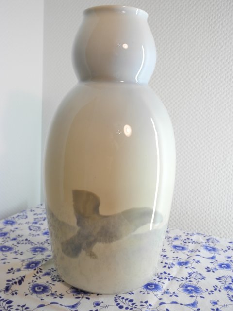 Porsgrund eagle vase